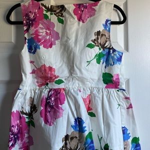 Kate spade flower top, size 6